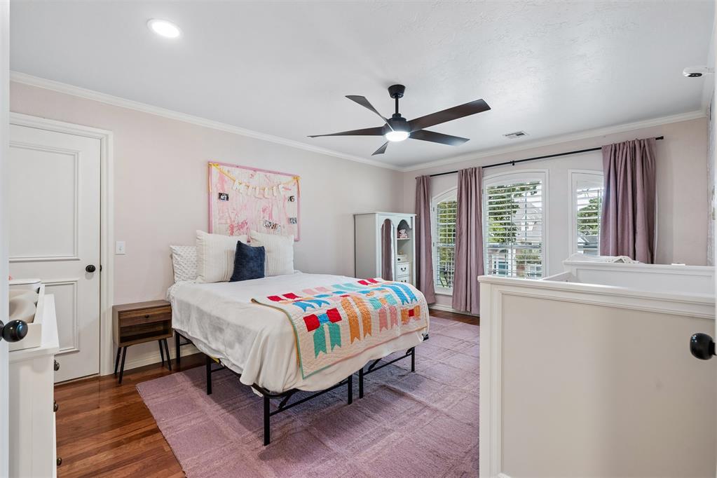 6109 Oak Forest Road