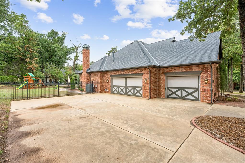 6109 Oak Forest Road