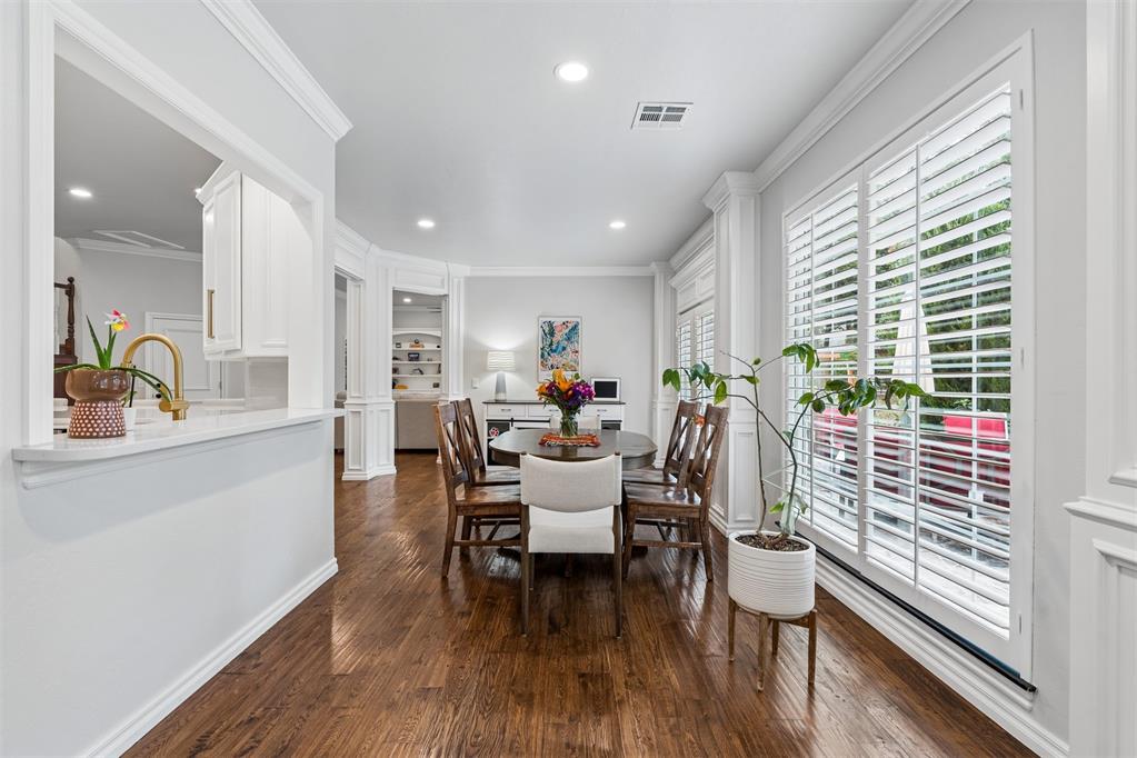 6109 Oak Forest Road