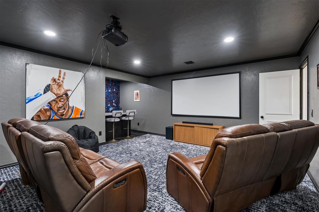 6109 Oak Forest Road