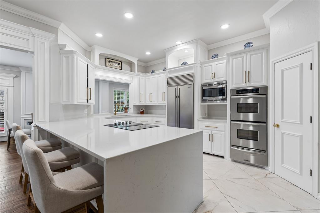 6109 Oak Forest Road