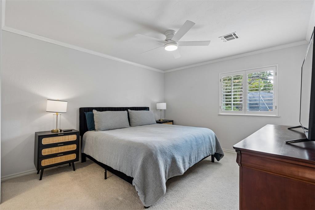 6109 Oak Forest Road