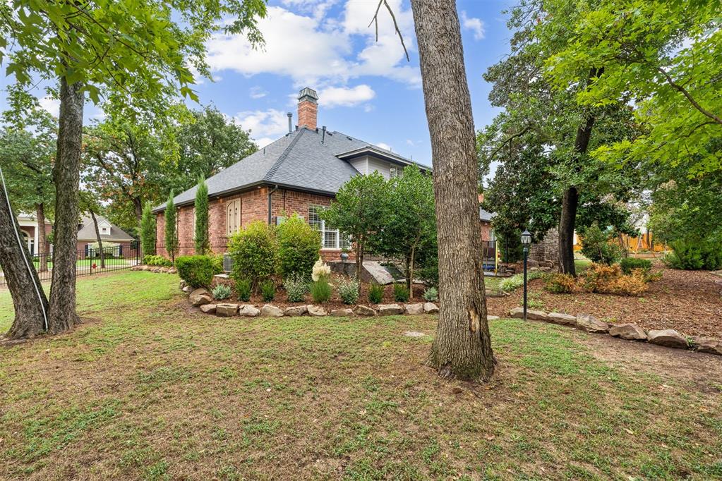 6109 Oak Forest Road