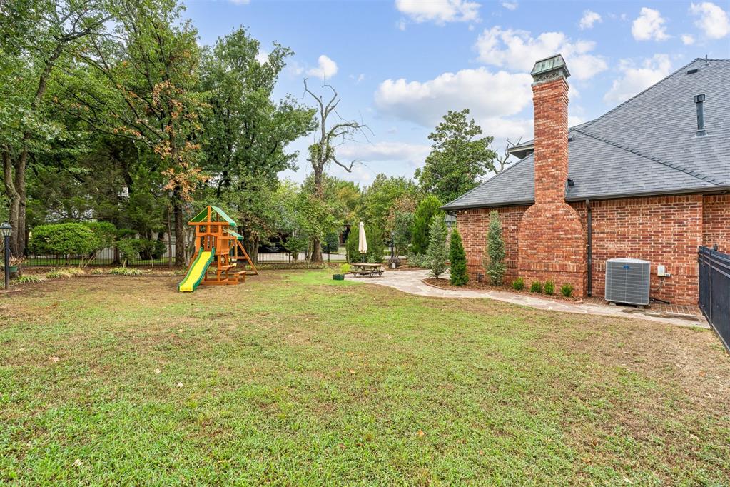 6109 Oak Forest Road