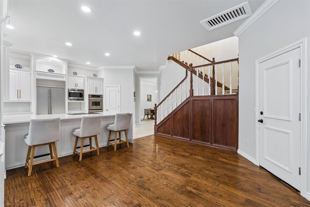 6109 Oak Forest Road