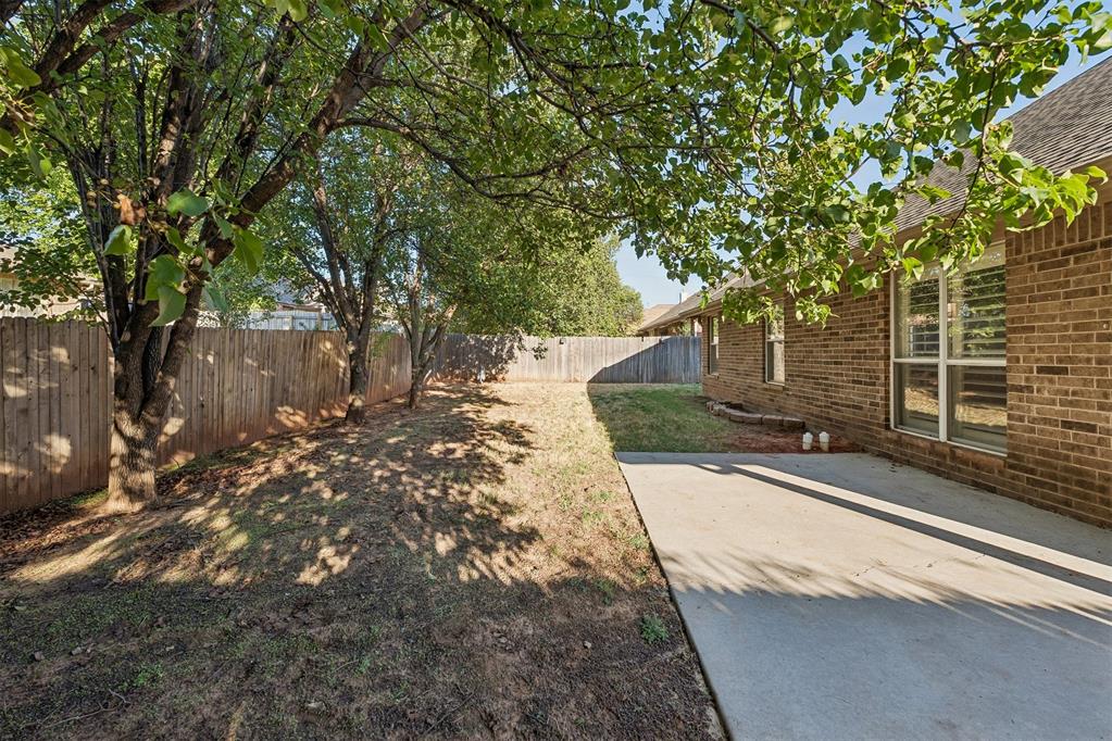 2101 Del Simmons Drive