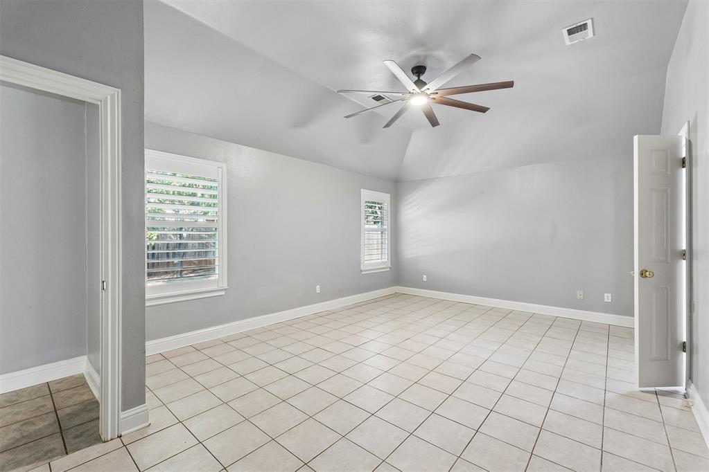2101 Del Simmons Drive