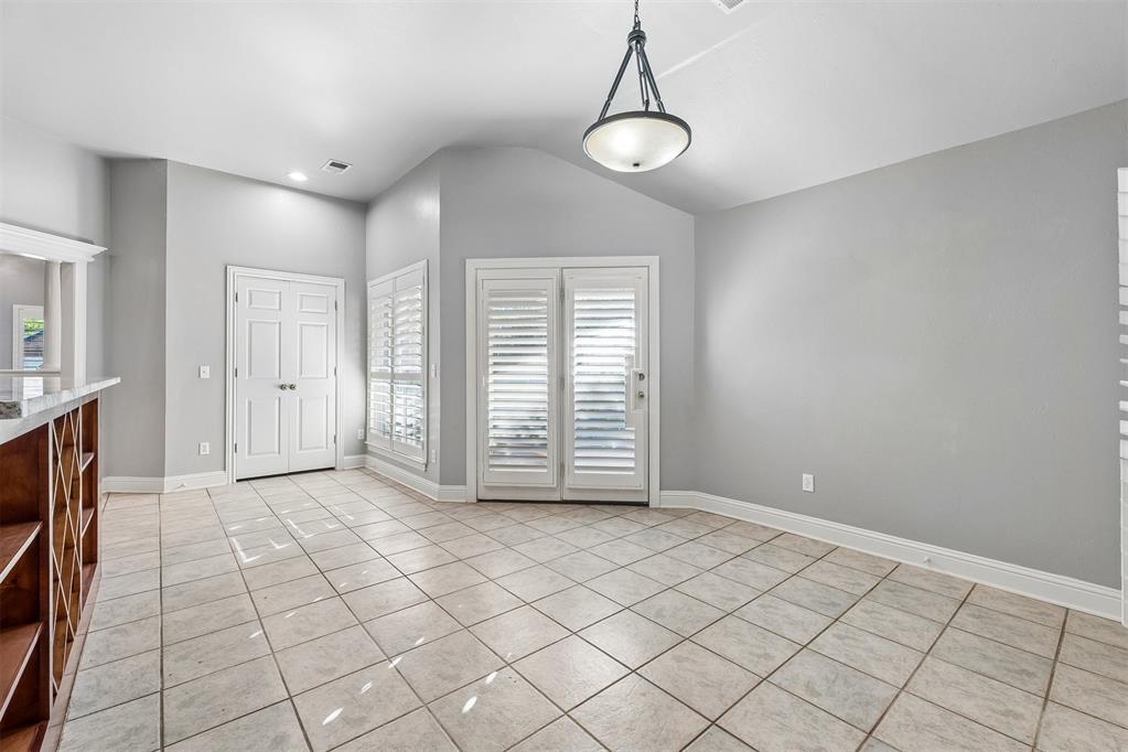 2101 Del Simmons Drive