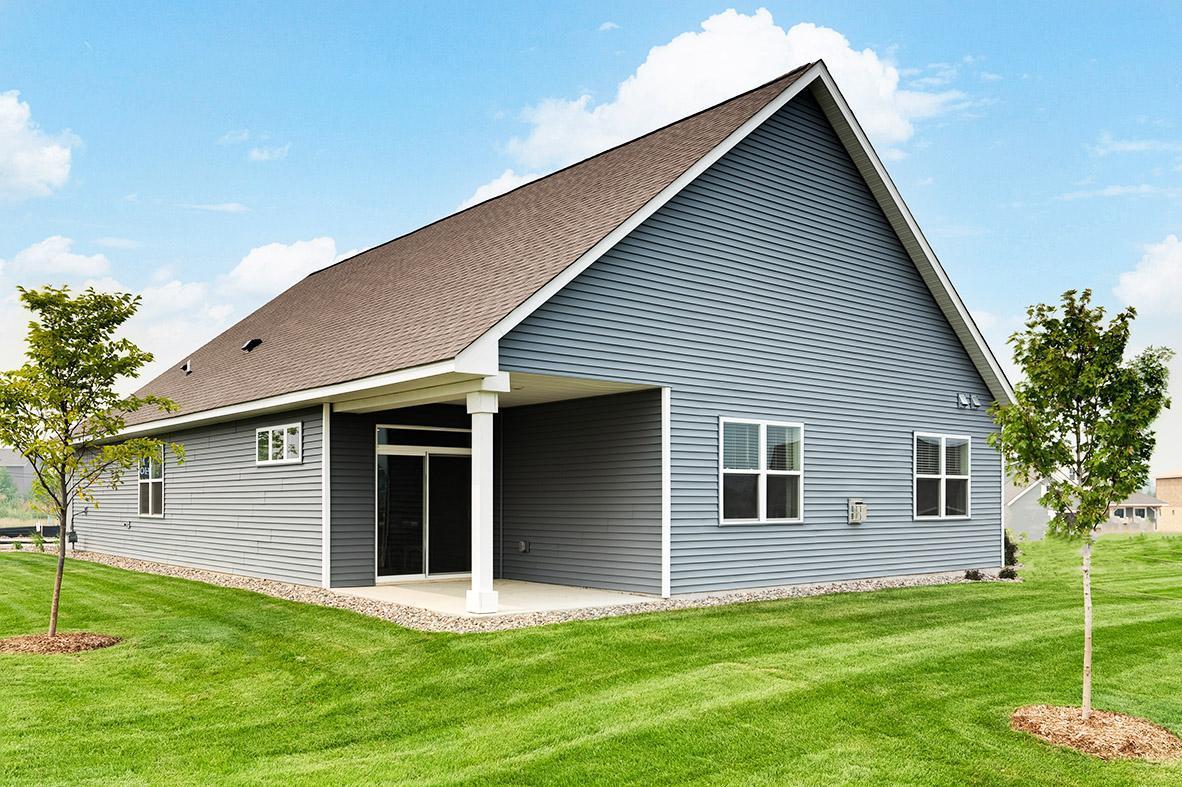 19405 Grass Lake Trail