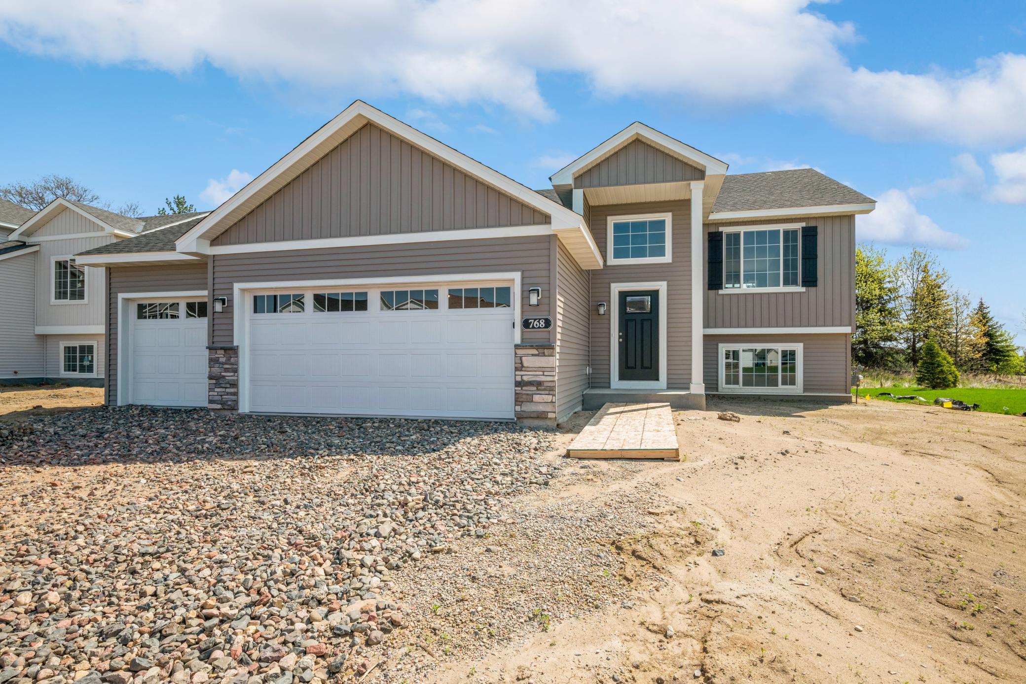 676 Blackbird Circle W