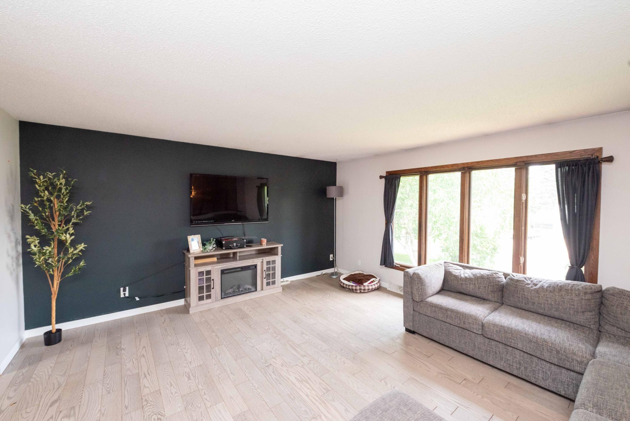 13441 Balsam Lane N