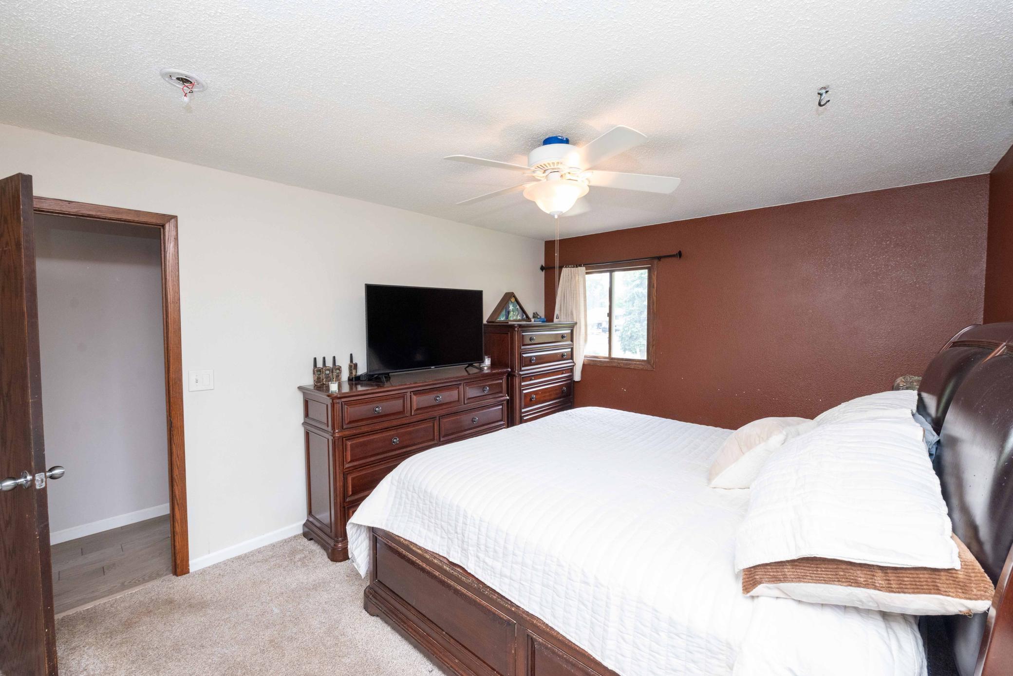 13441 Balsam Lane N