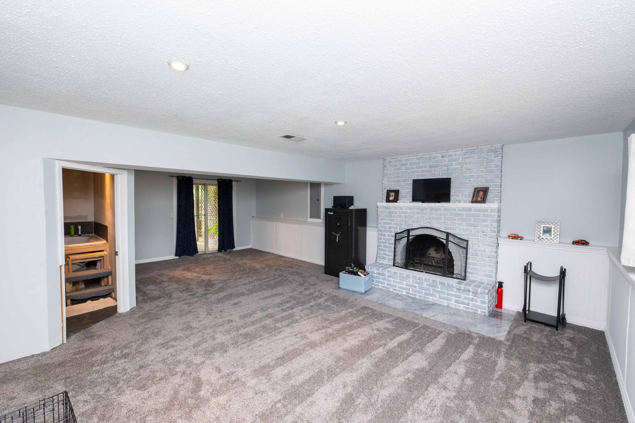 13441 Balsam Lane N