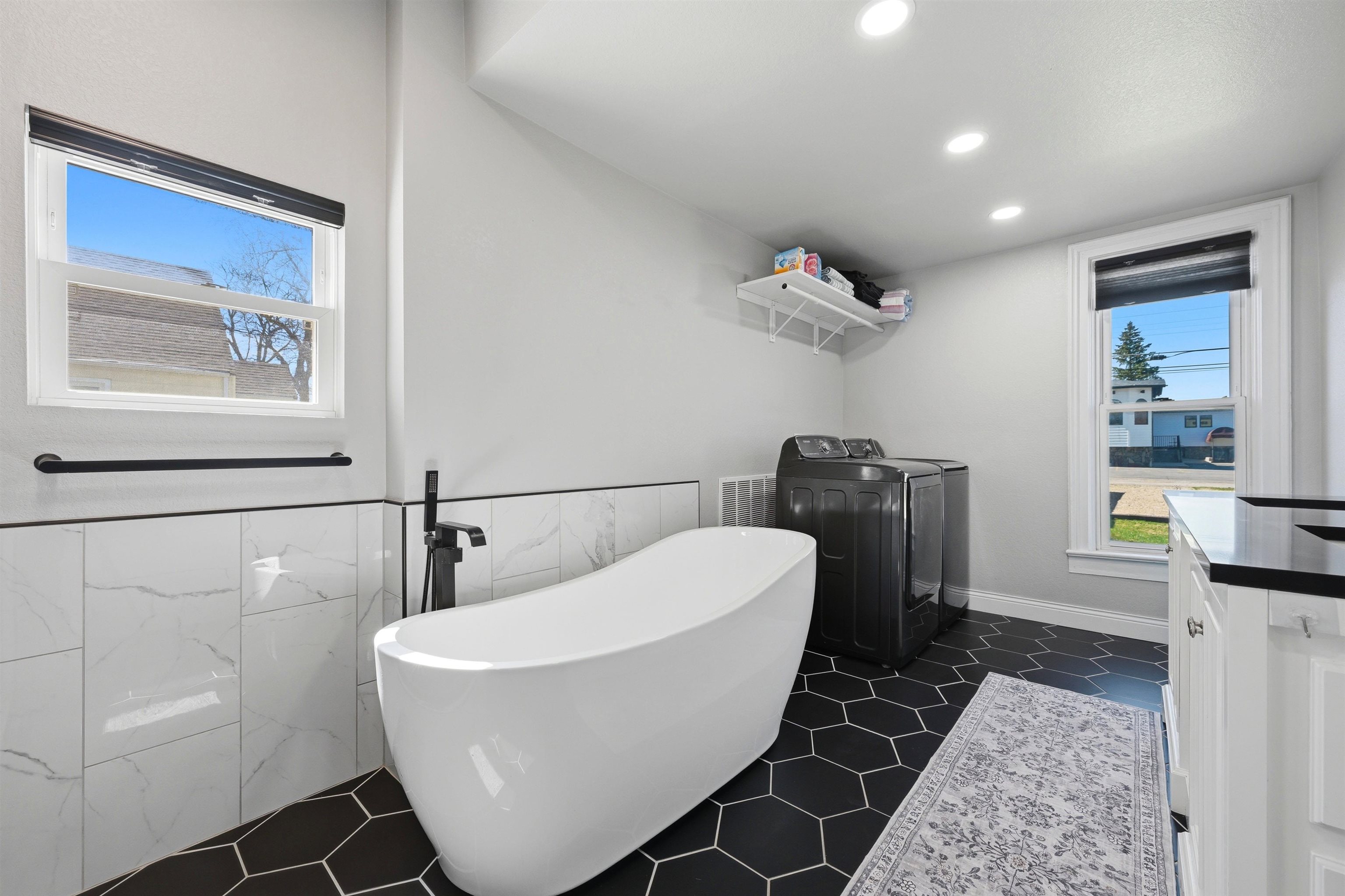 1307 Davenport Street