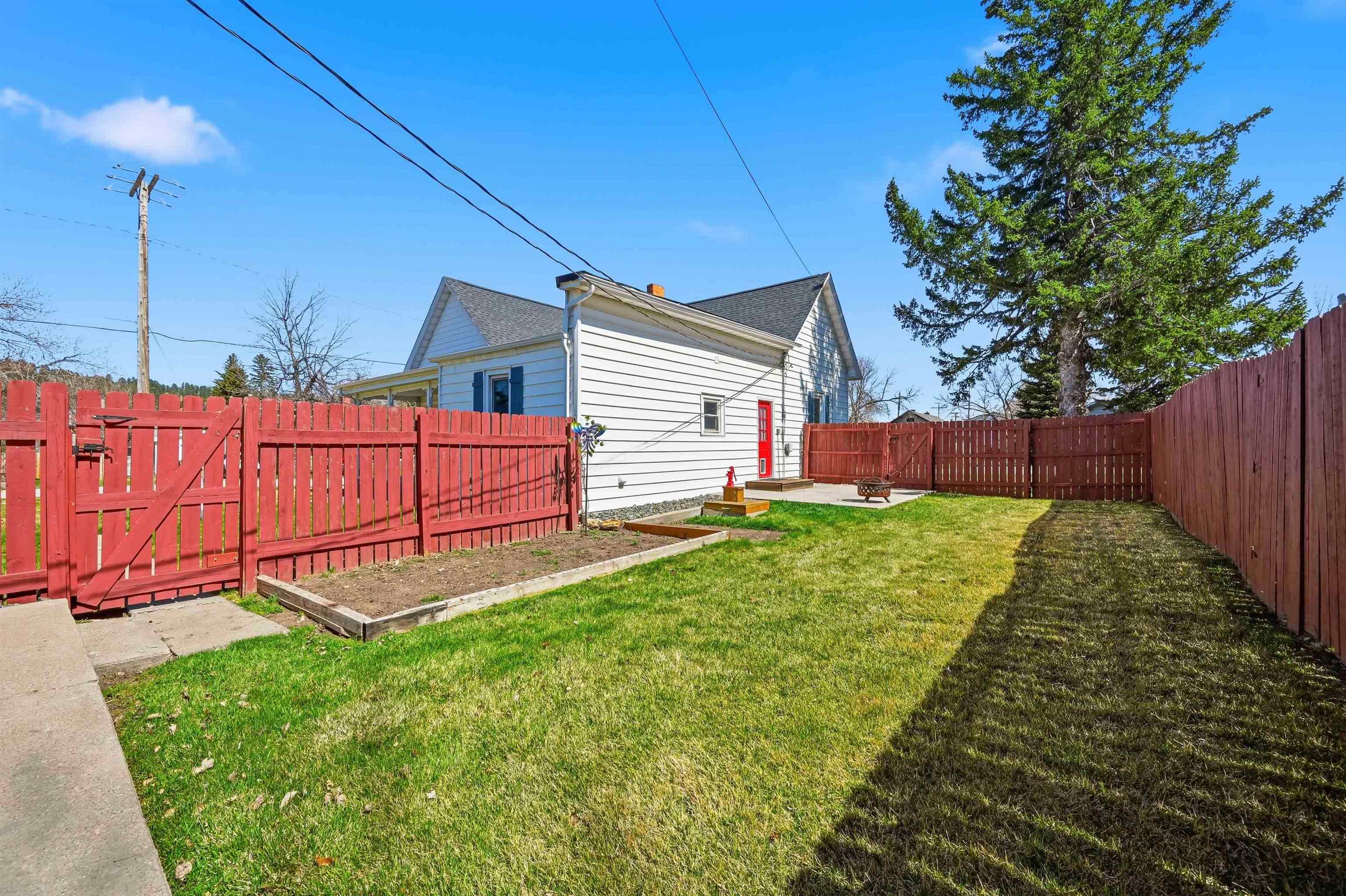 1307 Davenport Street