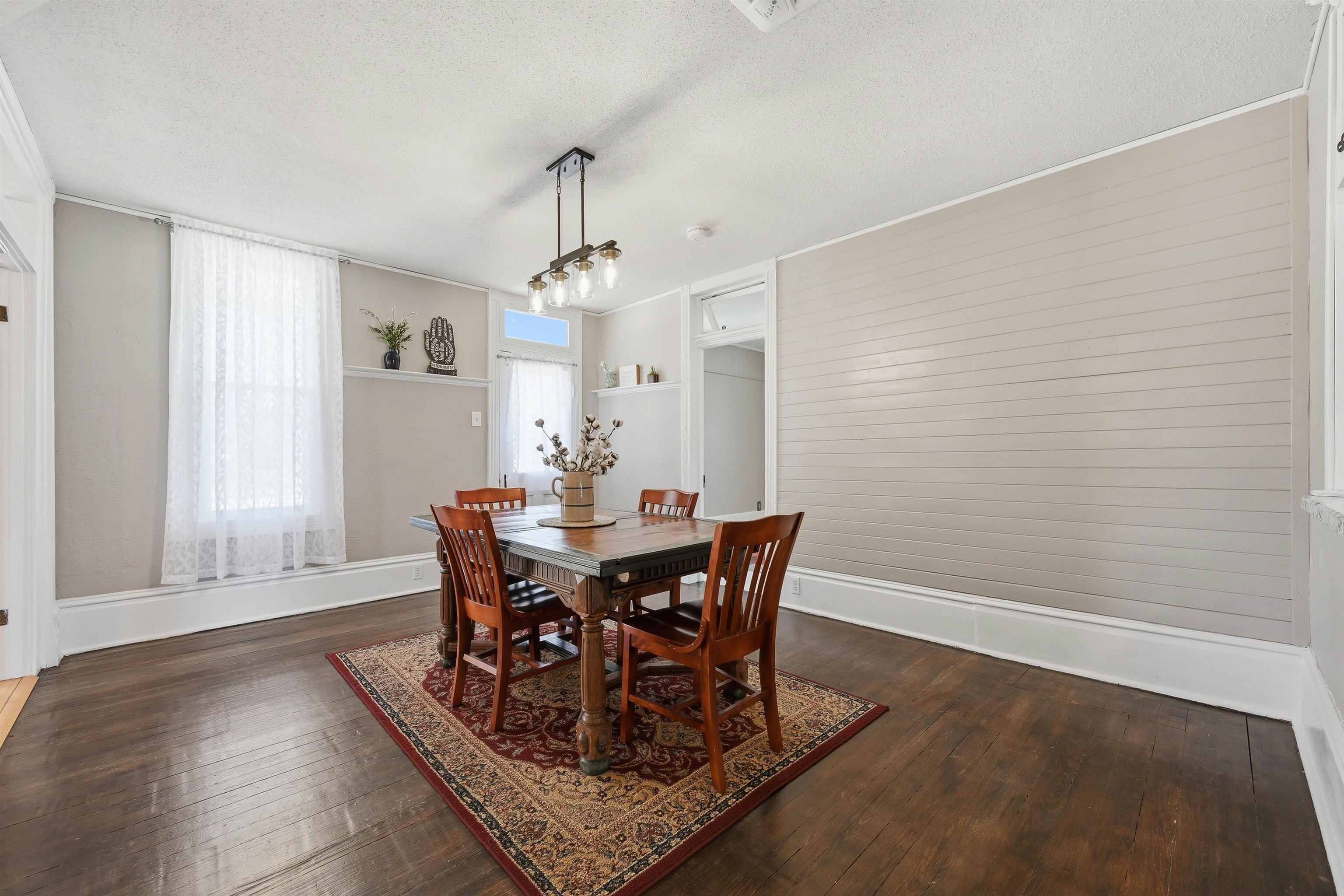 1307 Davenport Street