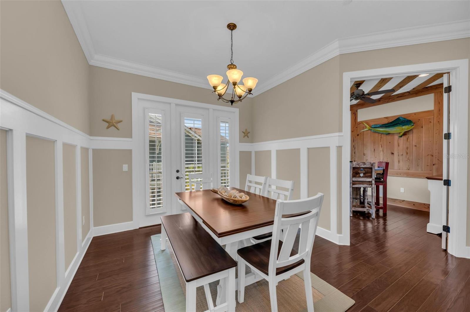 363 COMPASS POINT DR #202