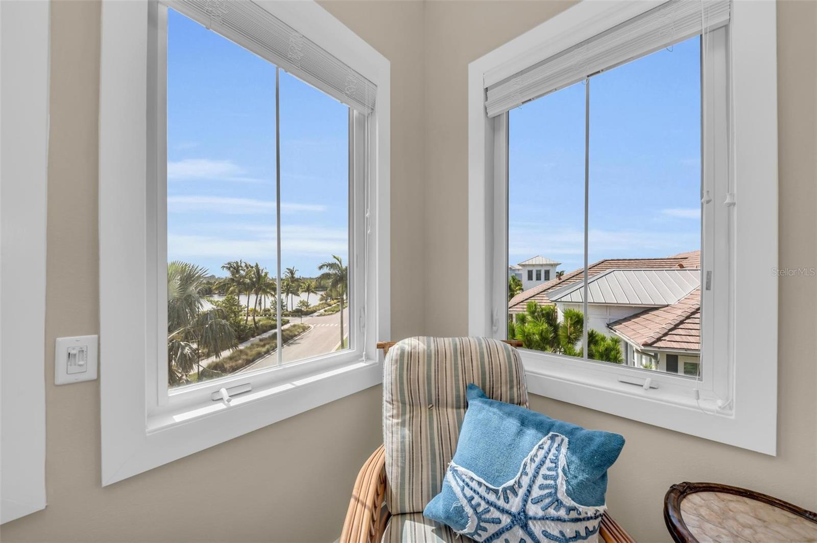 363 COMPASS POINT DR #202
