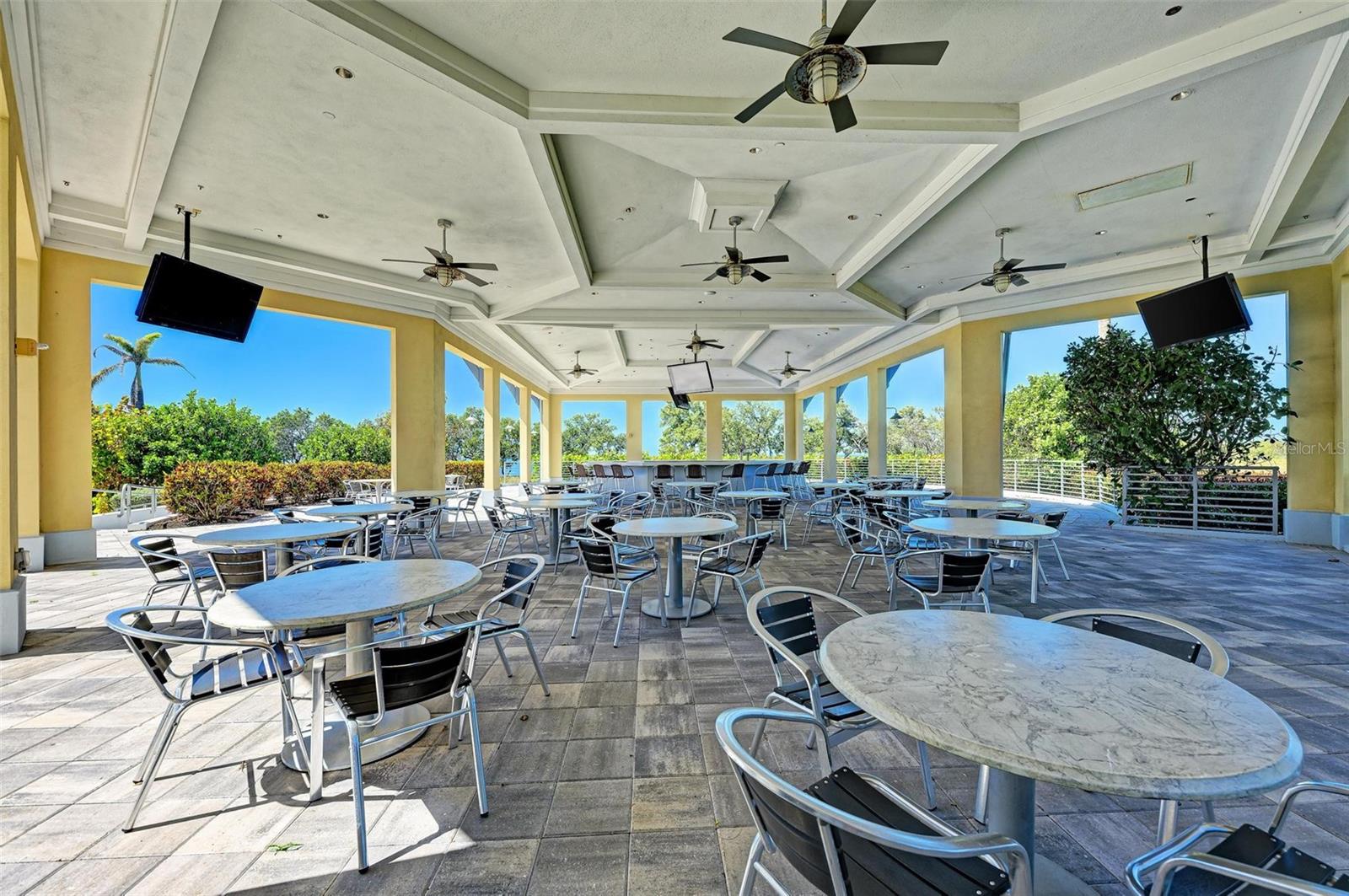 363 COMPASS POINT DR #202