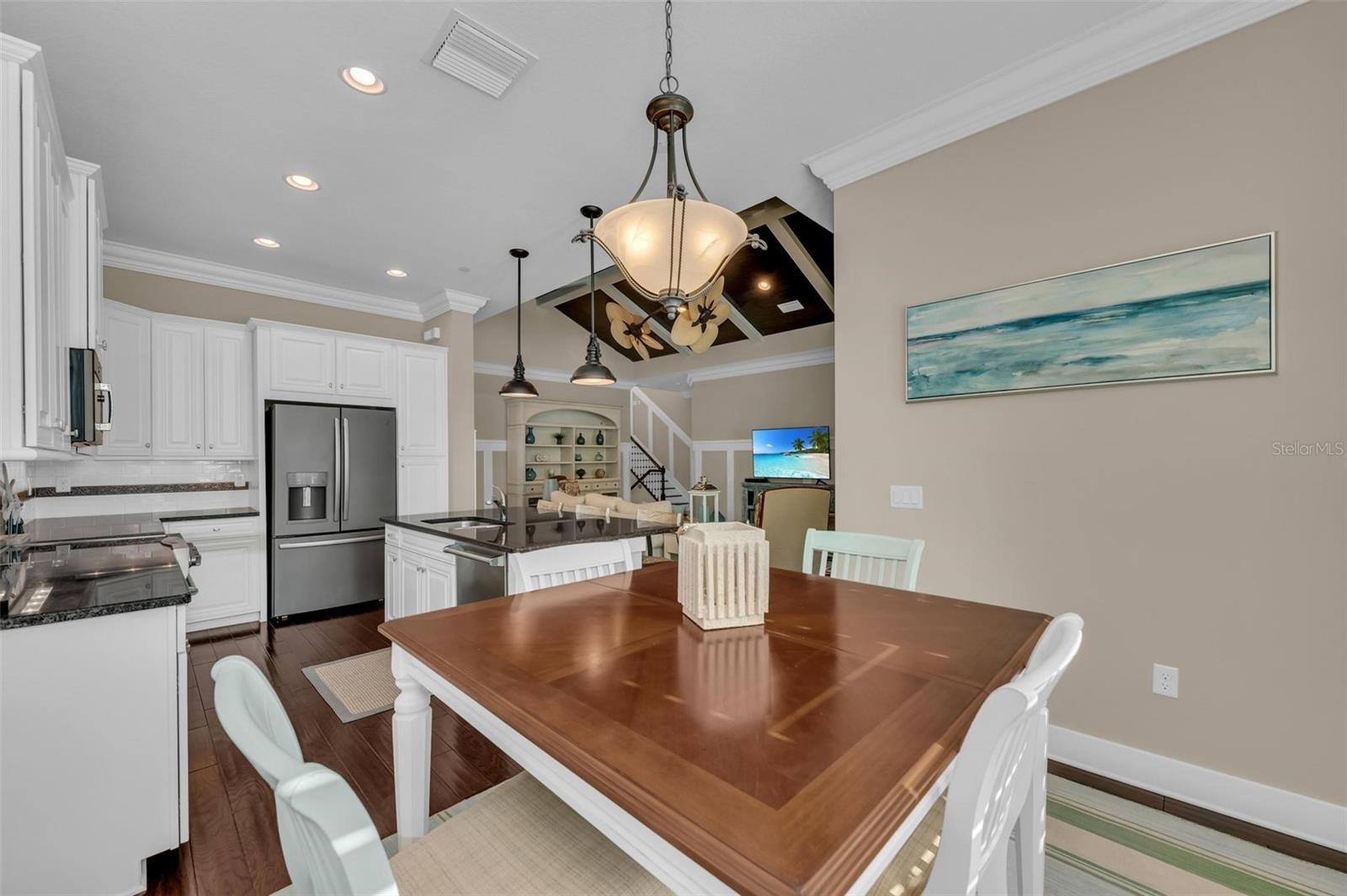 363 COMPASS POINT DR #202