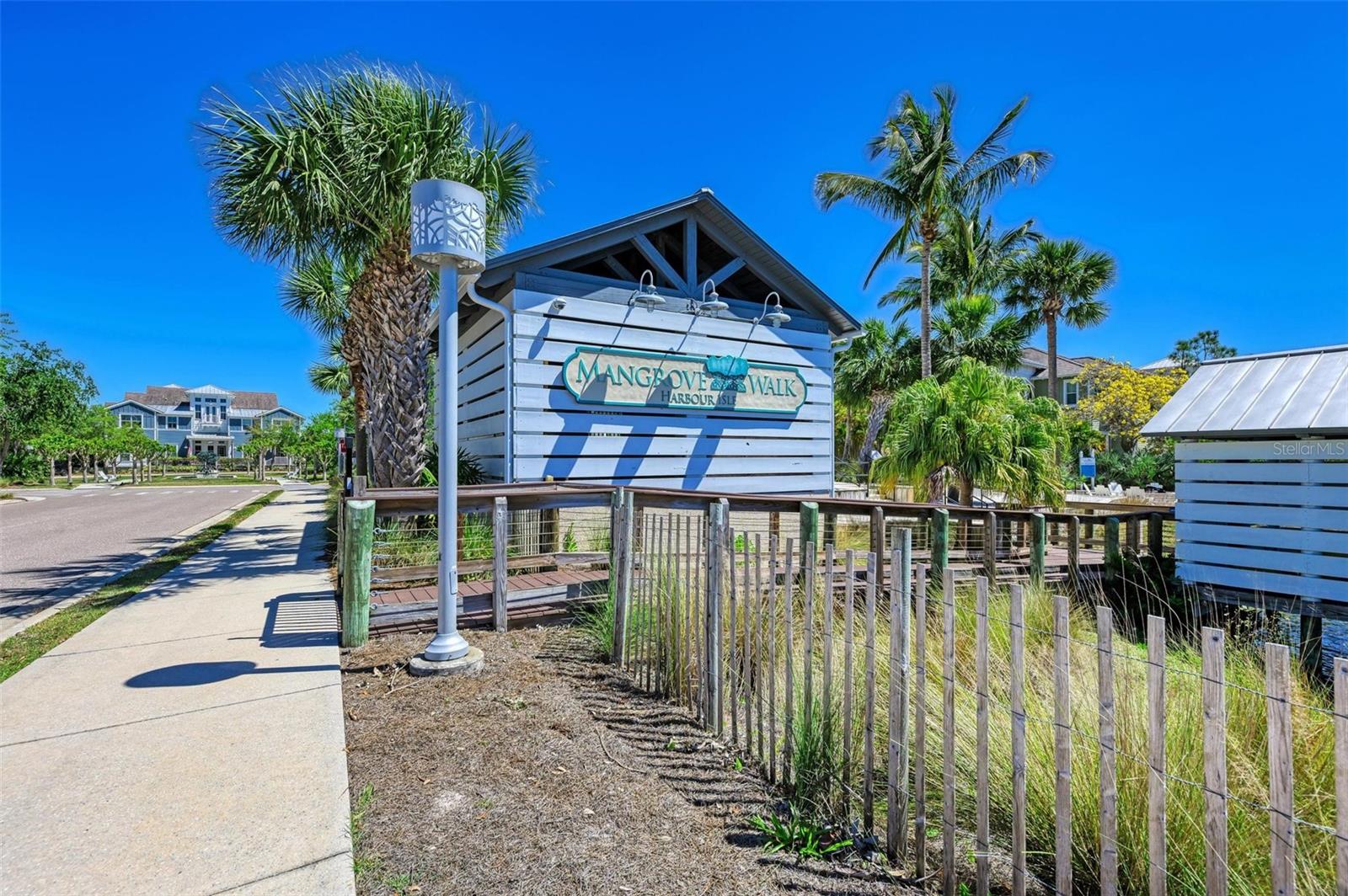 363 COMPASS POINT DR #202