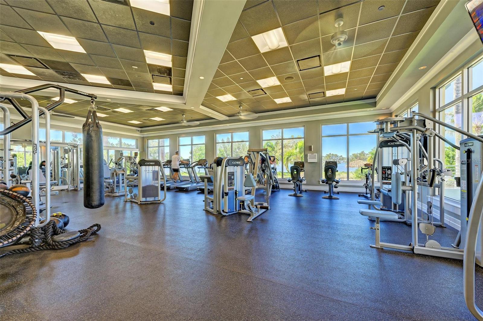 367 COMPASS POINT DR #201