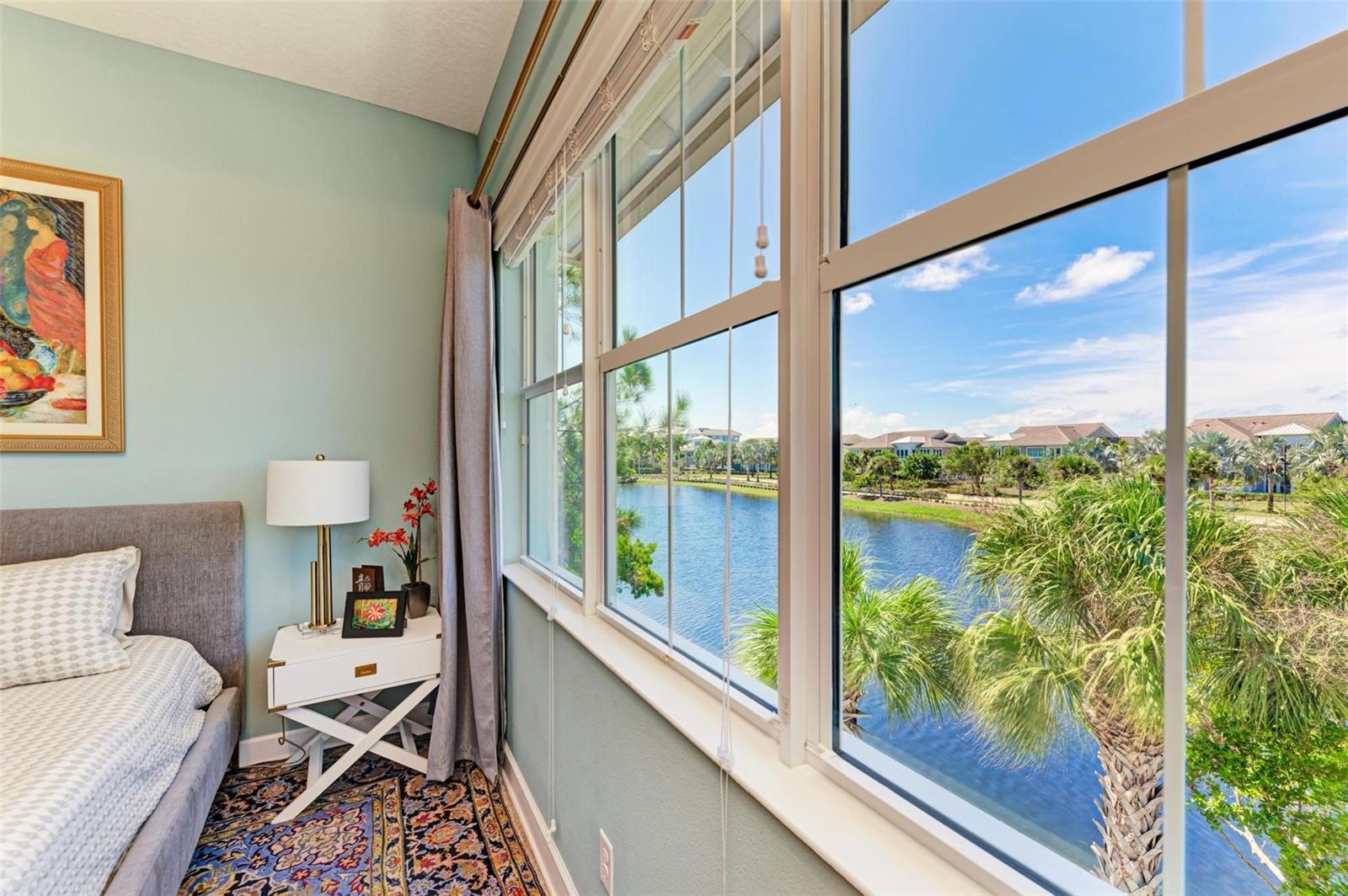 316 SAPPHIRE LAKE DR #201