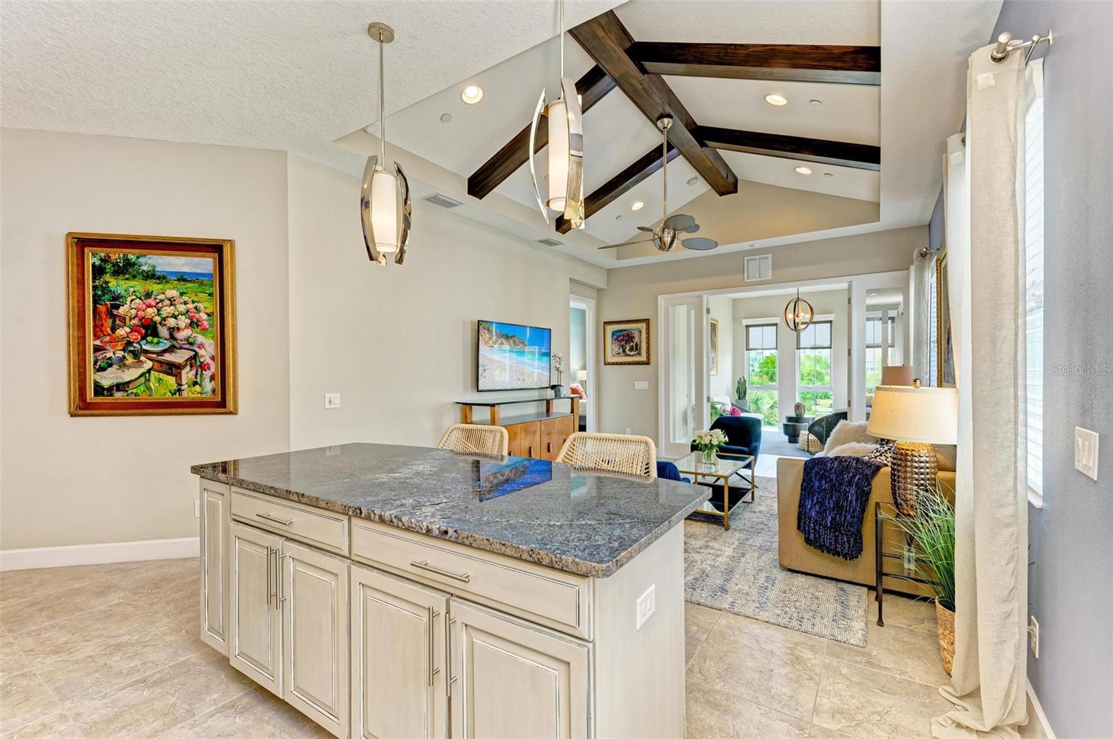 316 SAPPHIRE LAKE DR #201