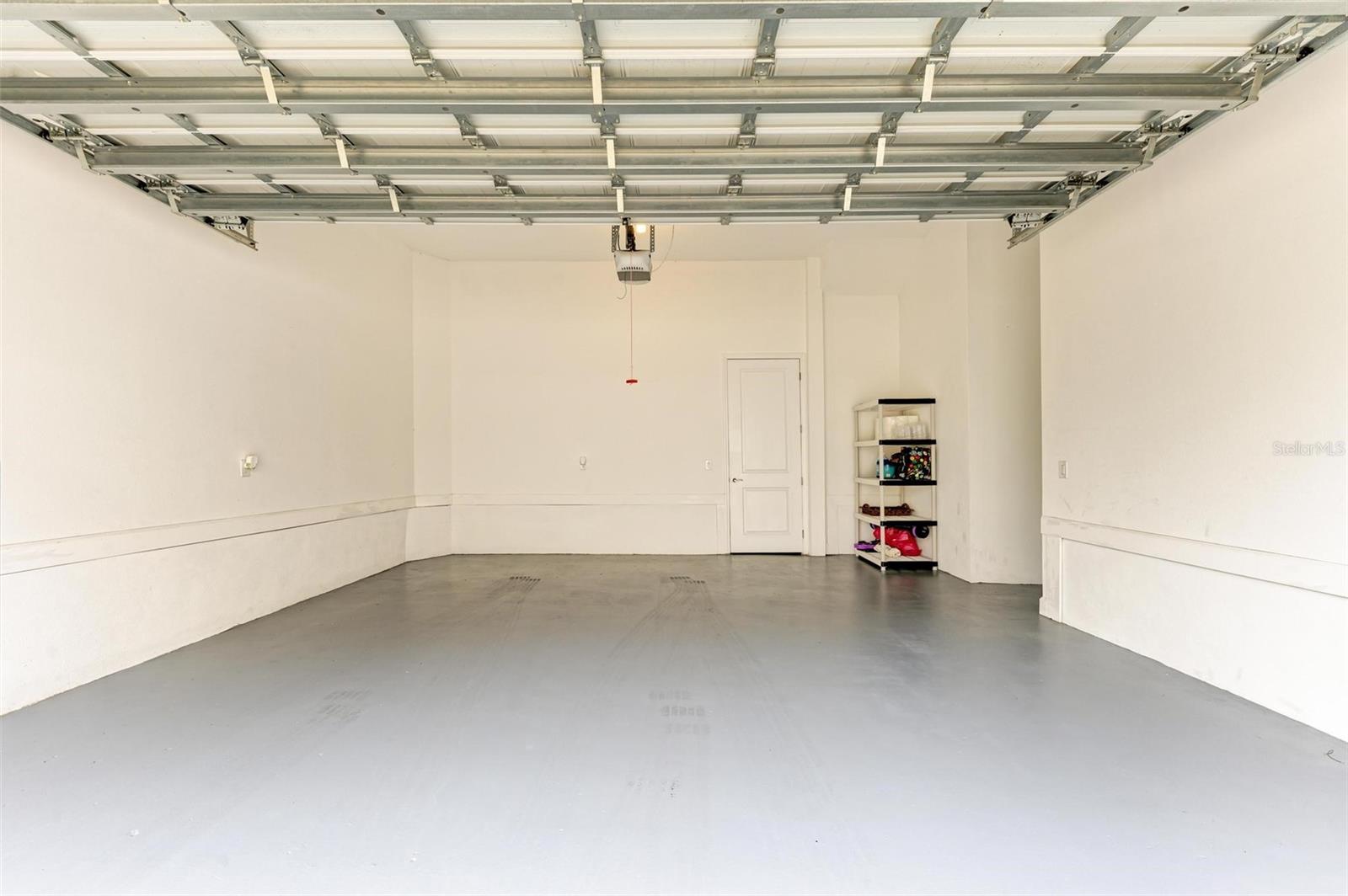 316 SAPPHIRE LAKE DR #201