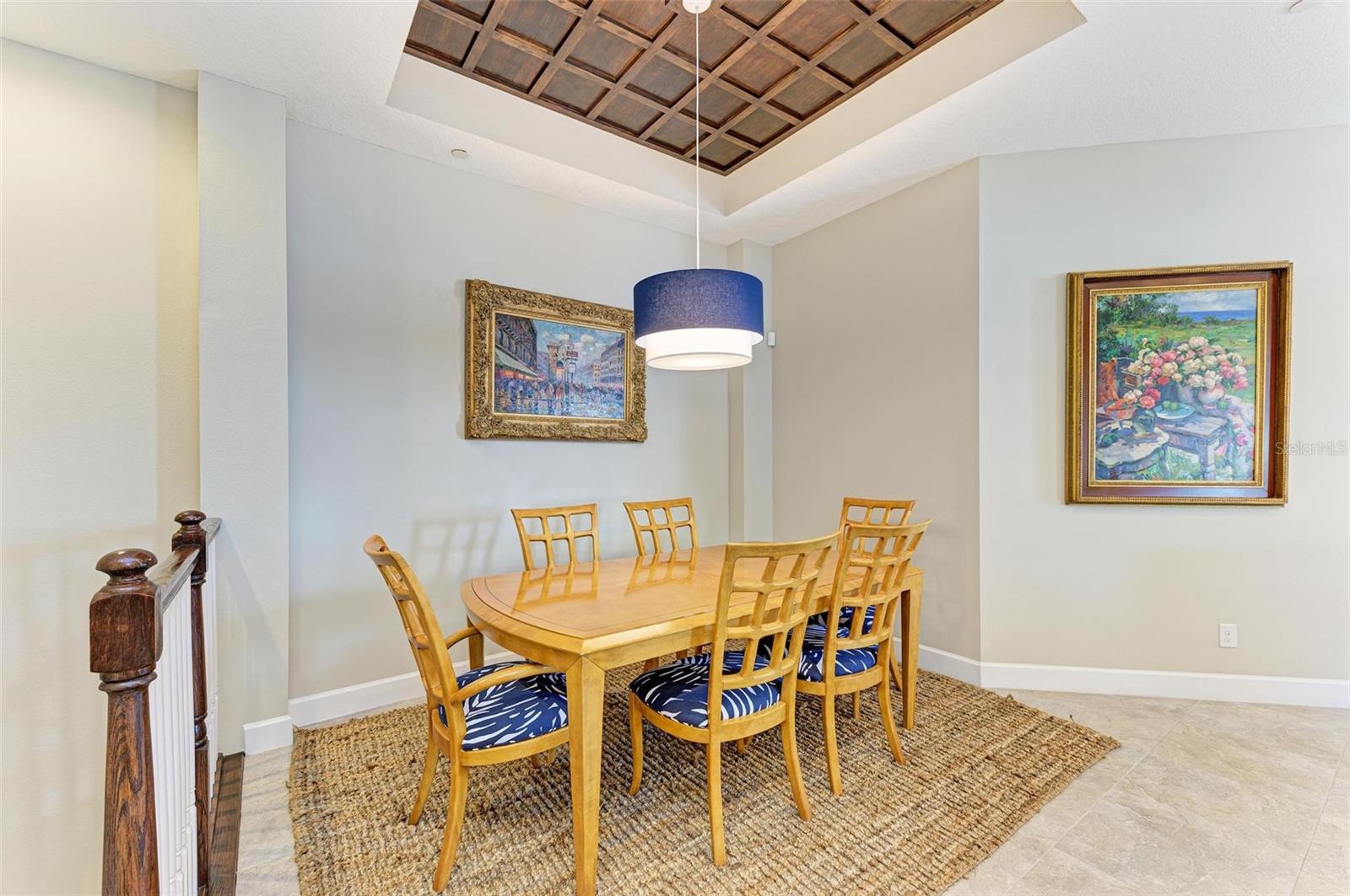 316 SAPPHIRE LAKE DR #201