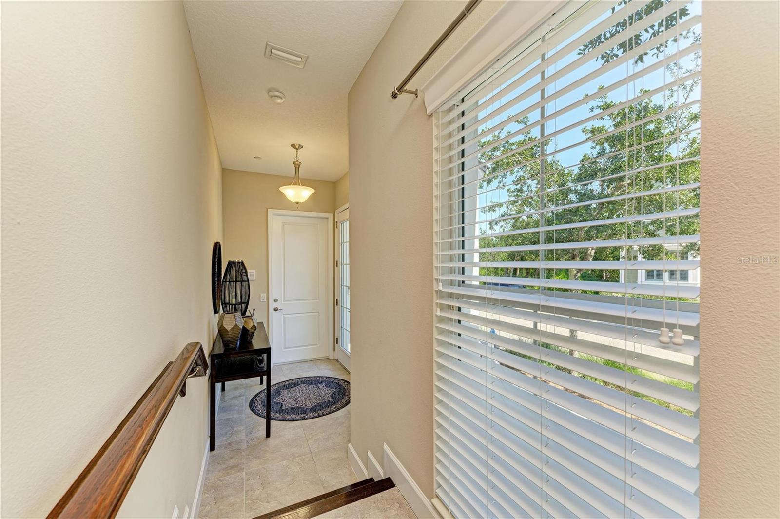 316 SAPPHIRE LAKE DR #201