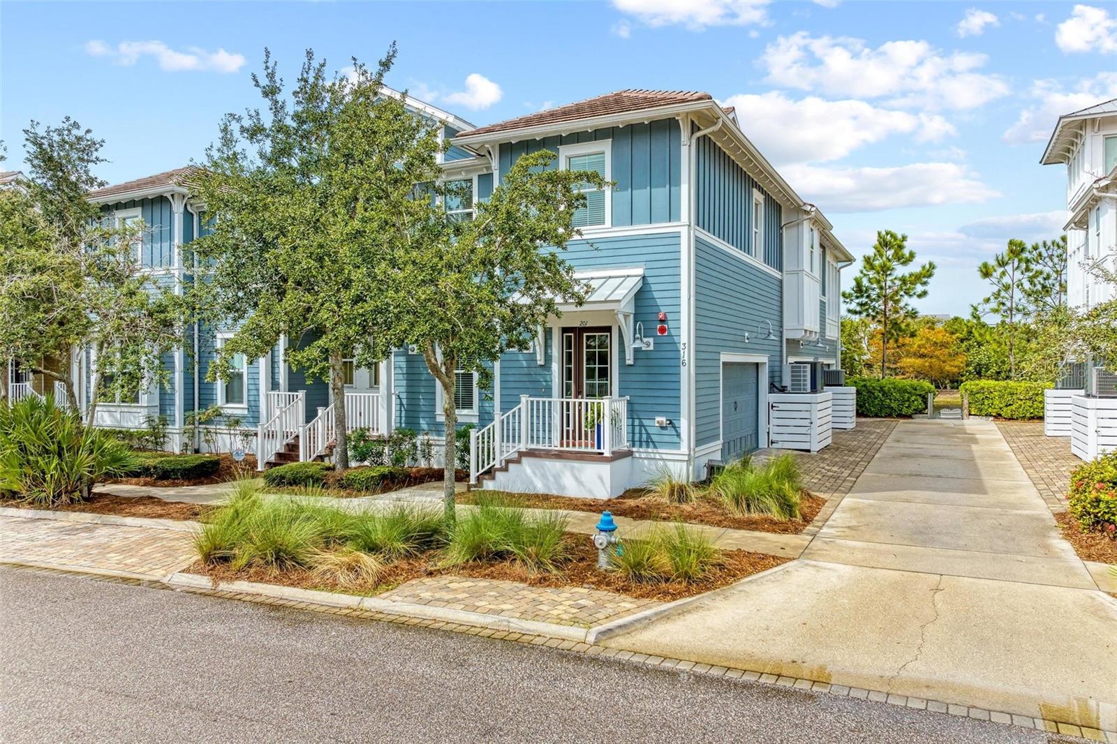 316 SAPPHIRE LAKE DR #201