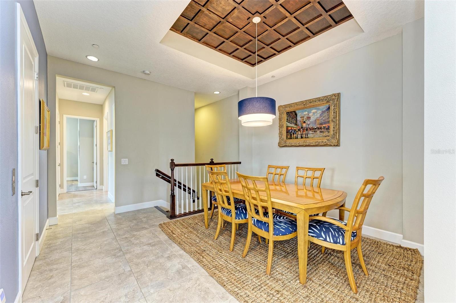 316 SAPPHIRE LAKE DR #201