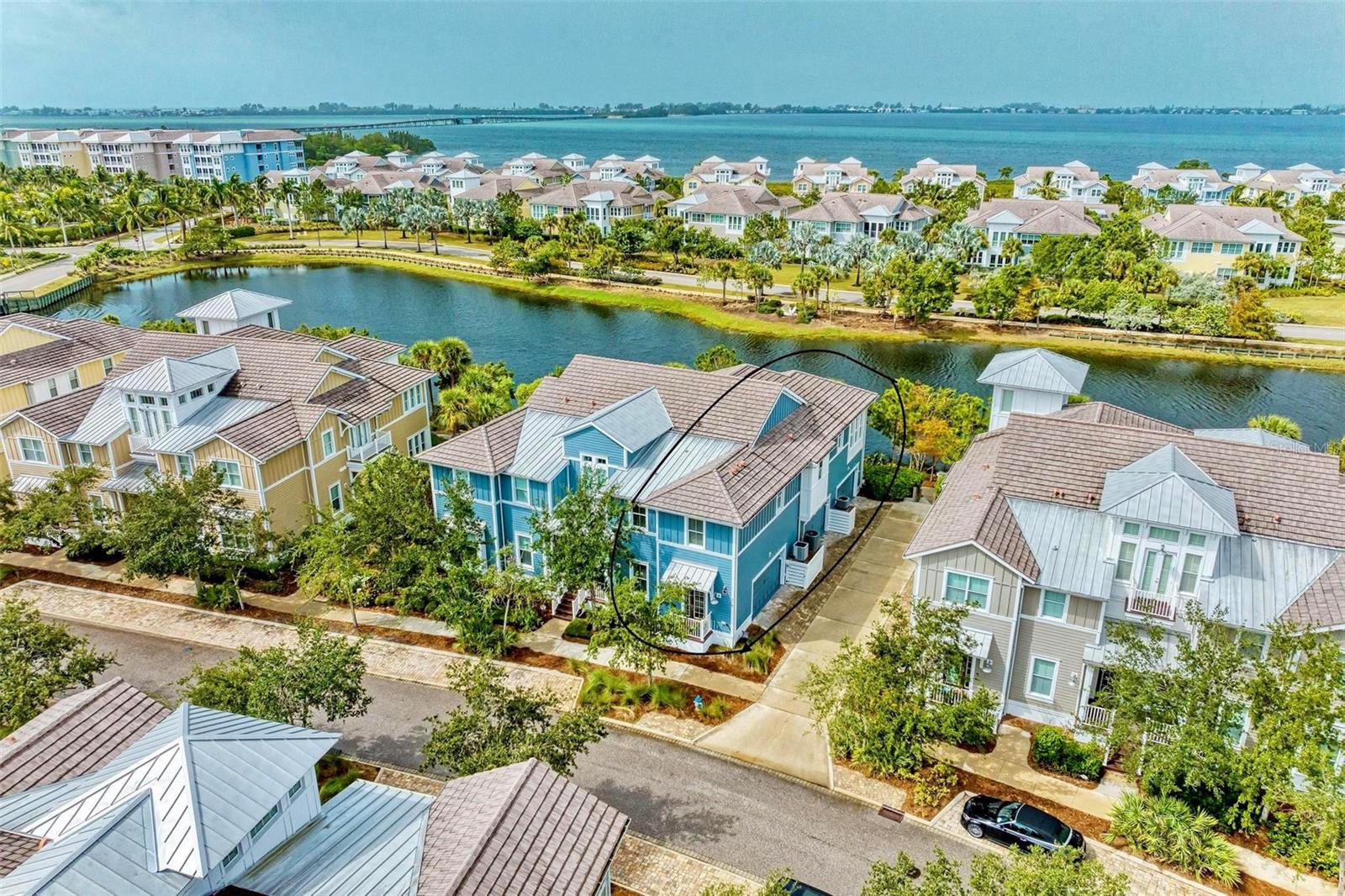 316 SAPPHIRE LAKE DR #201