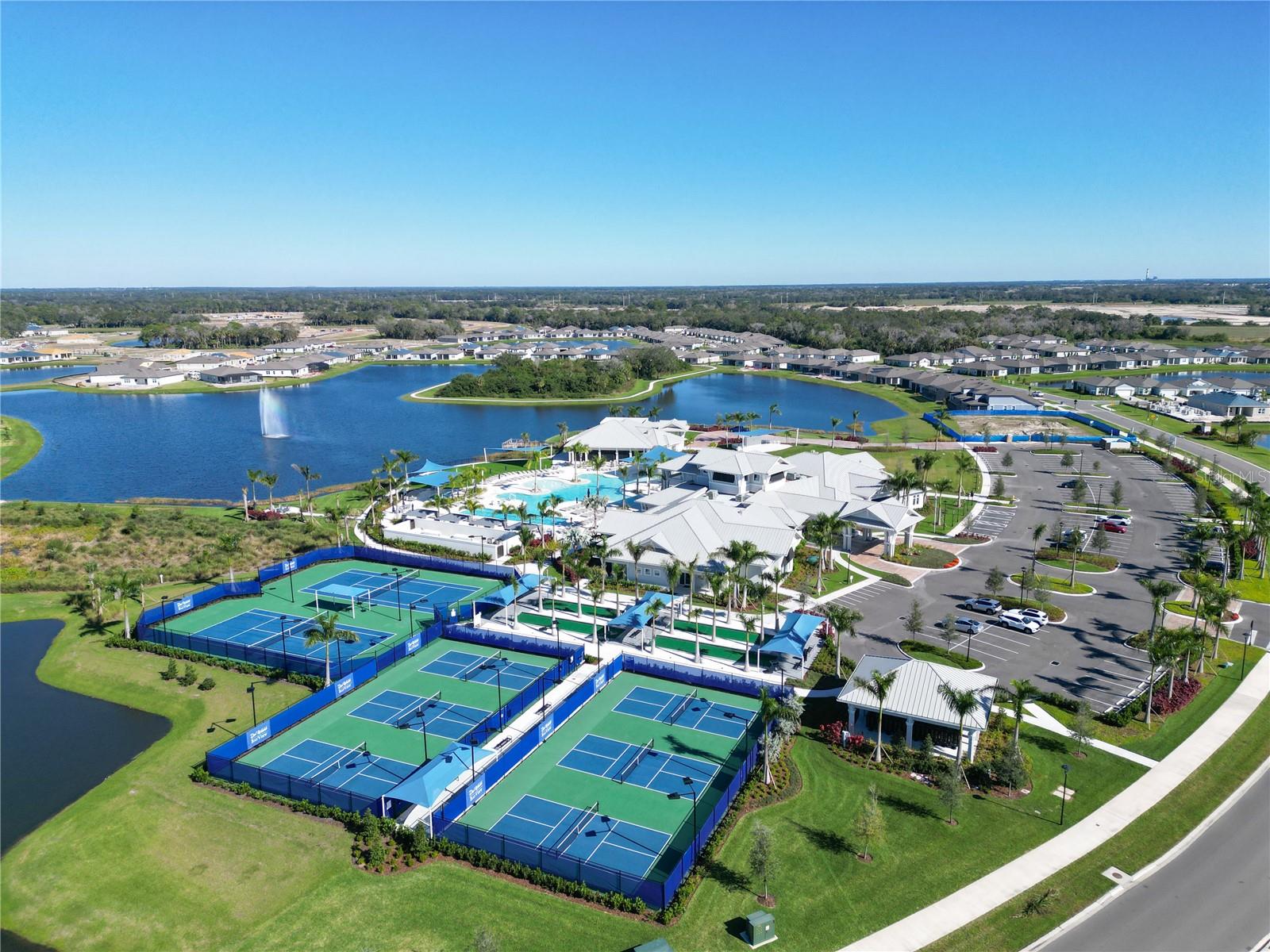 10528 SPRING TIDE WAY