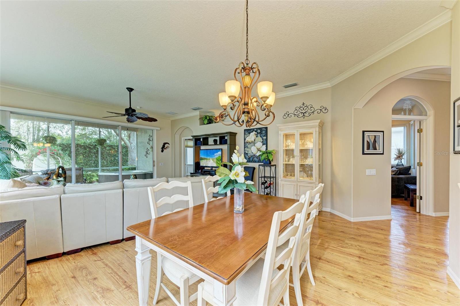 8636 54TH AVENUE CIR E