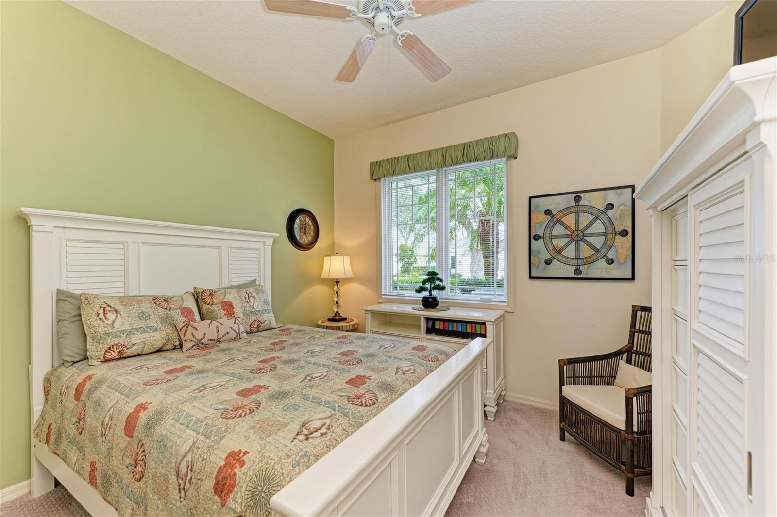 8636 54TH AVENUE CIR E