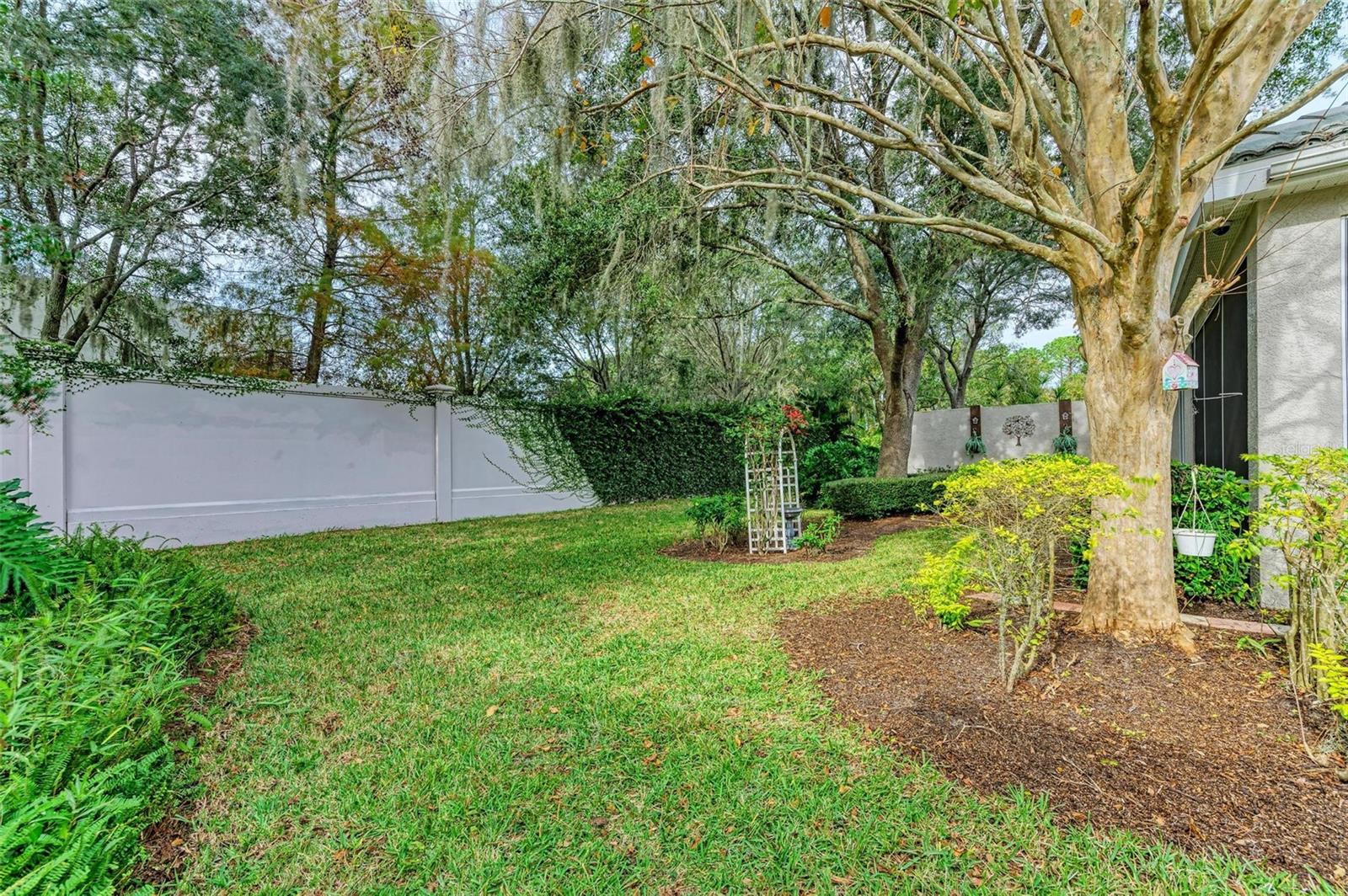 8636 54TH AVENUE CIR E