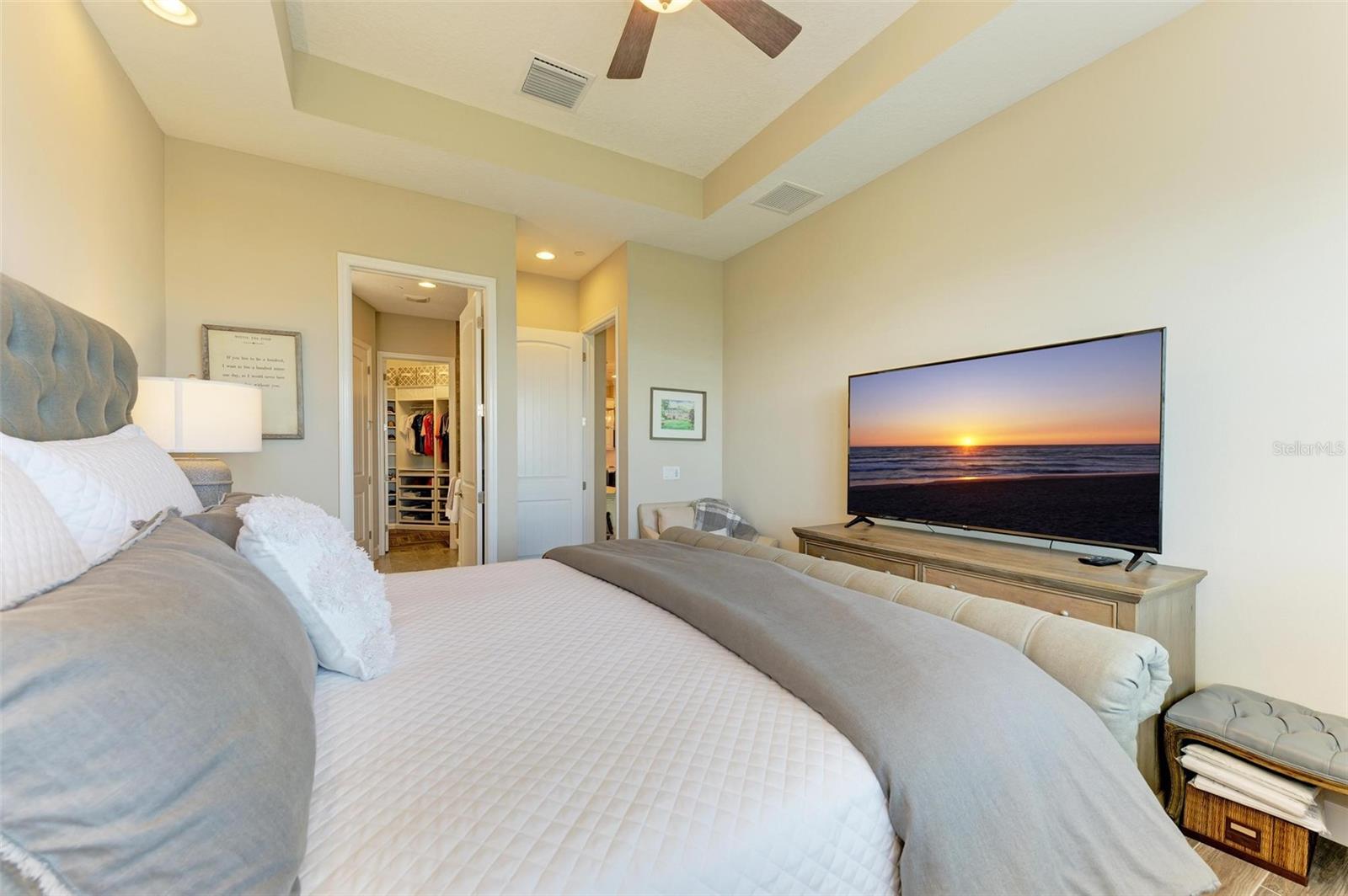 366 COMPASS POINT DR #201
