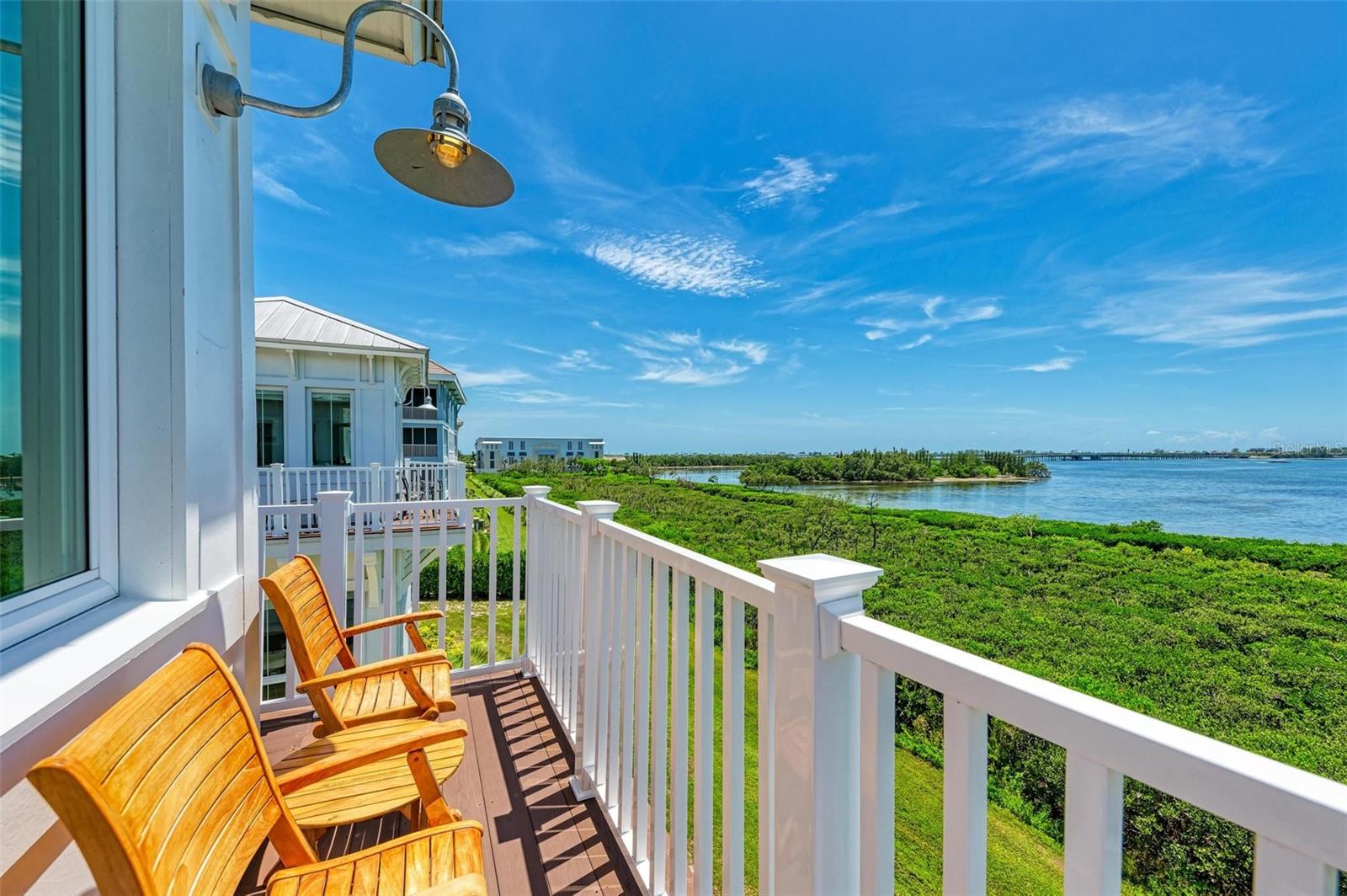 366 COMPASS POINT DR #201