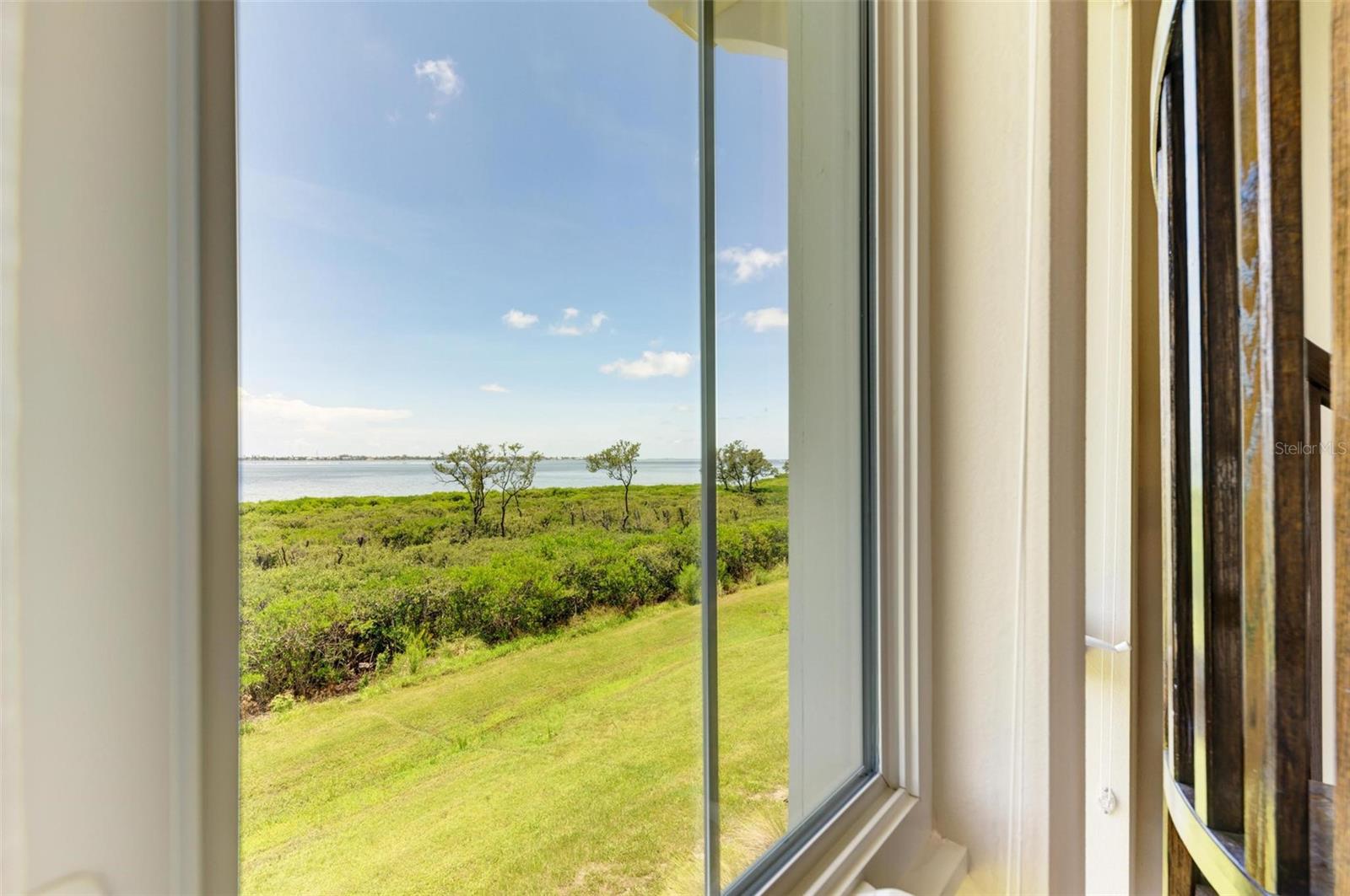 366 COMPASS POINT DR #201