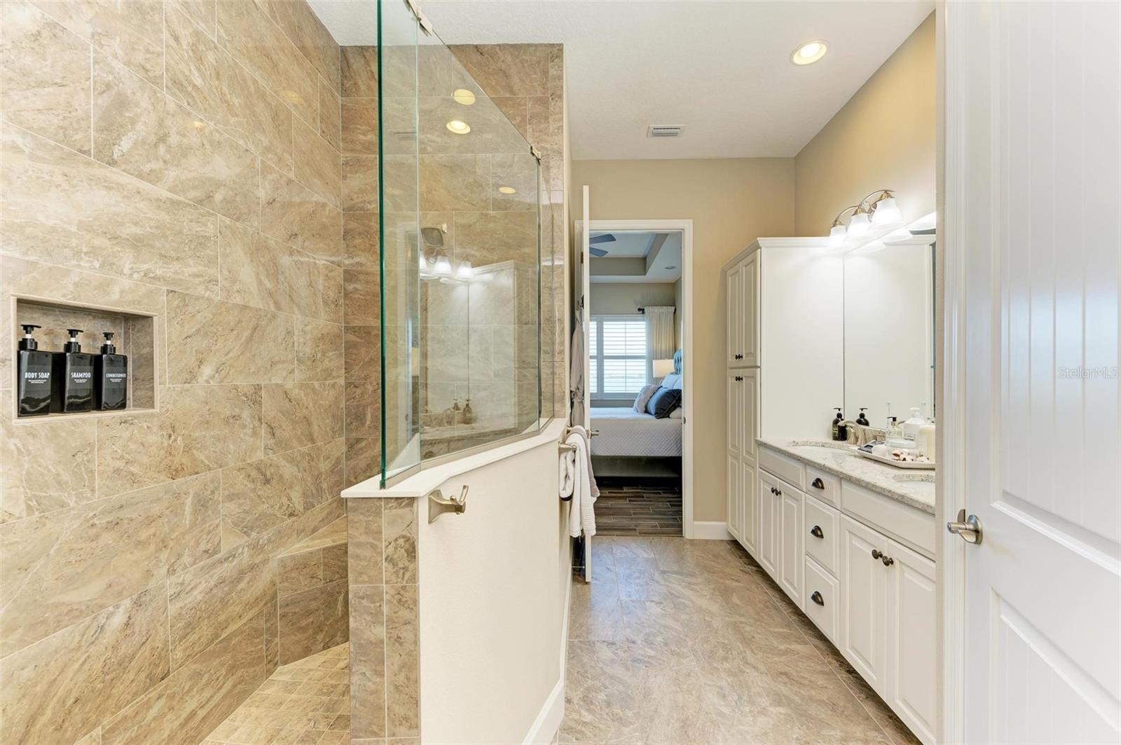 366 COMPASS POINT DR #201