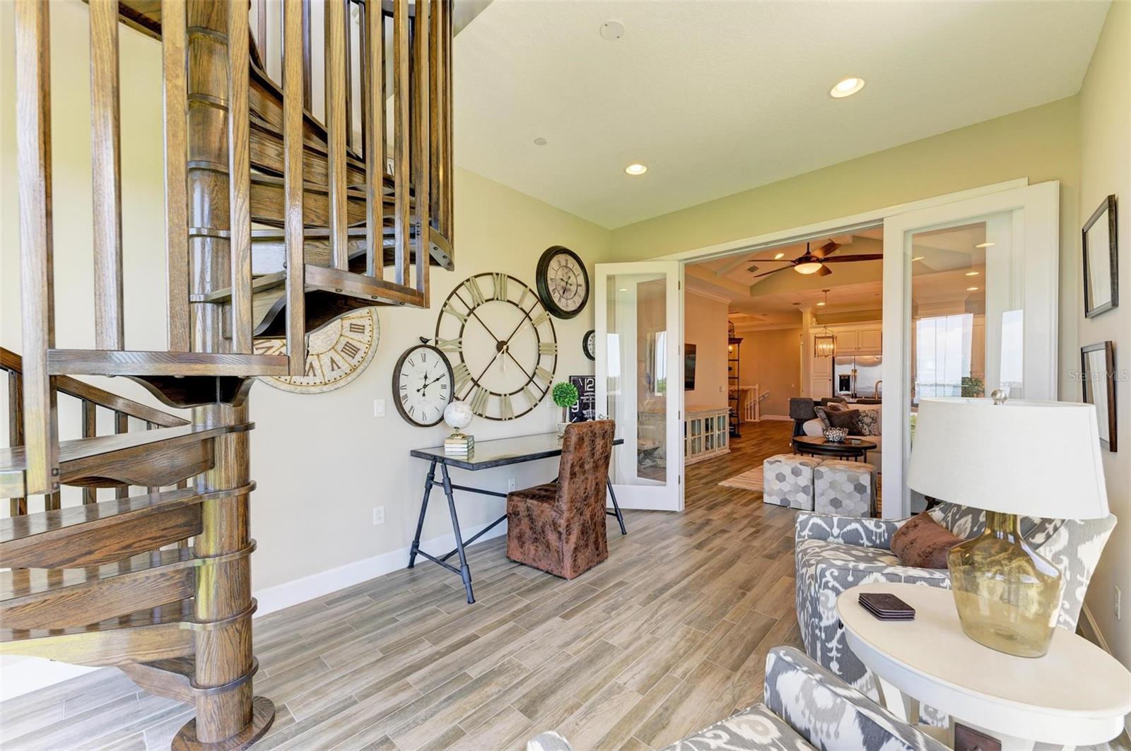 366 COMPASS POINT DR #201