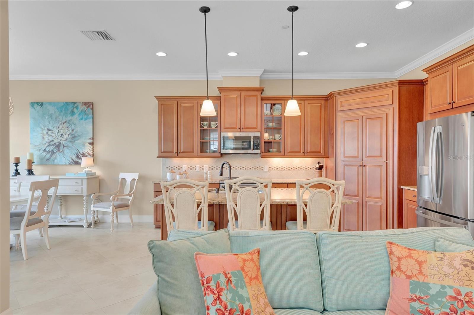 339 COMPASS POINT DR #201