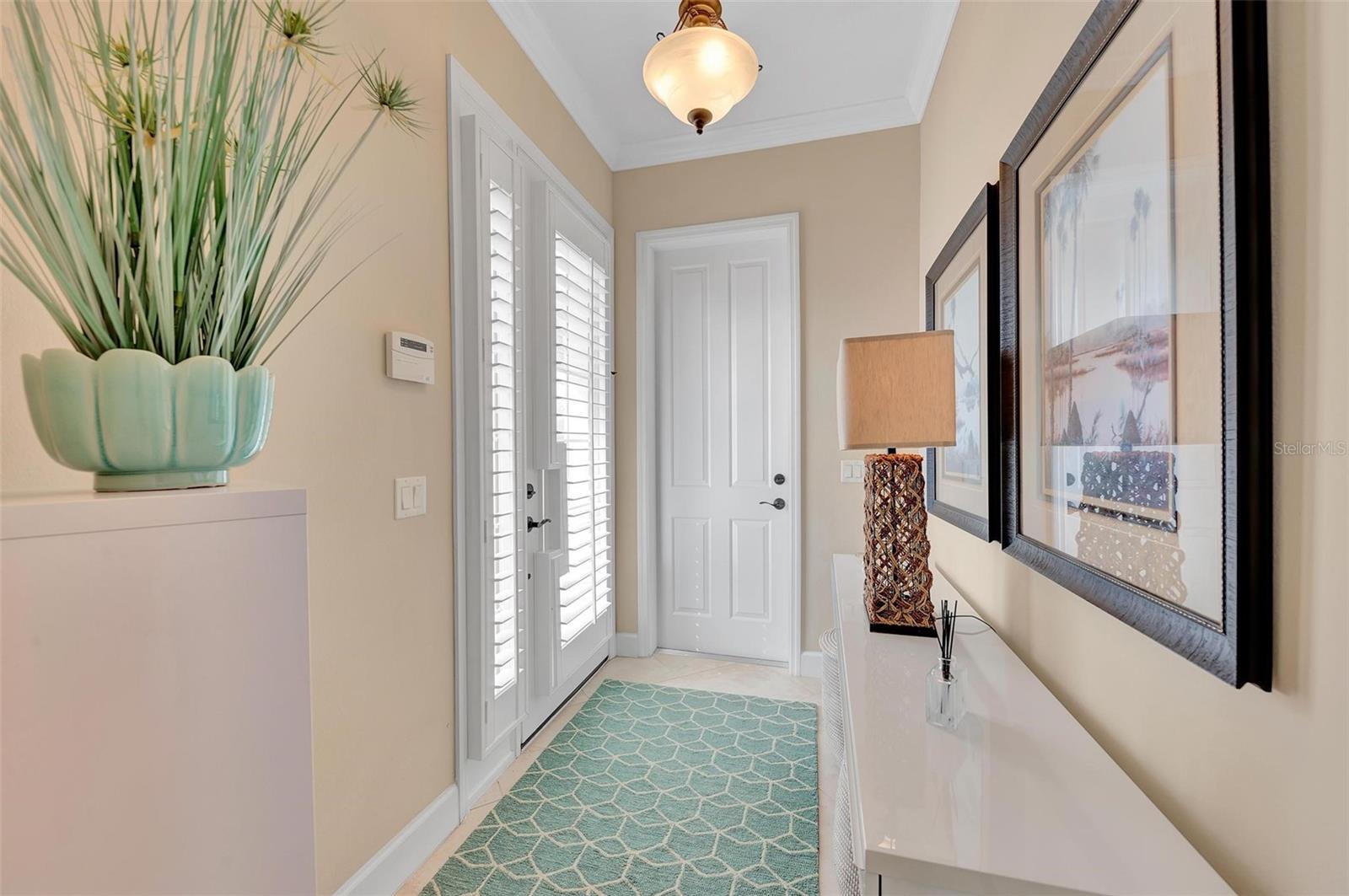 339 COMPASS POINT DR #201