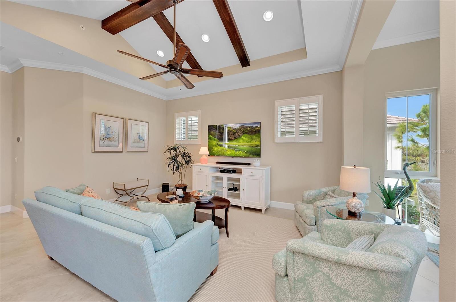 339 COMPASS POINT DR #201