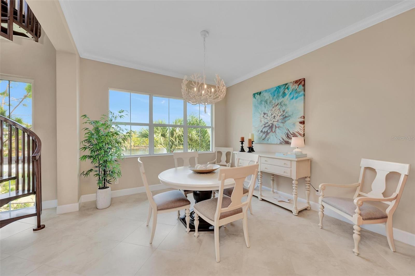 339 COMPASS POINT DR #201