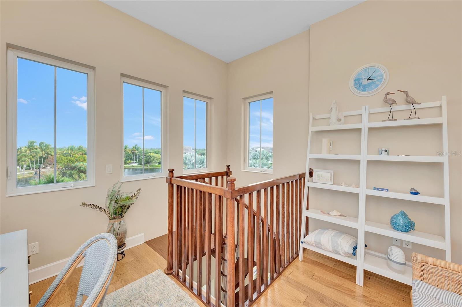 339 COMPASS POINT DR #201