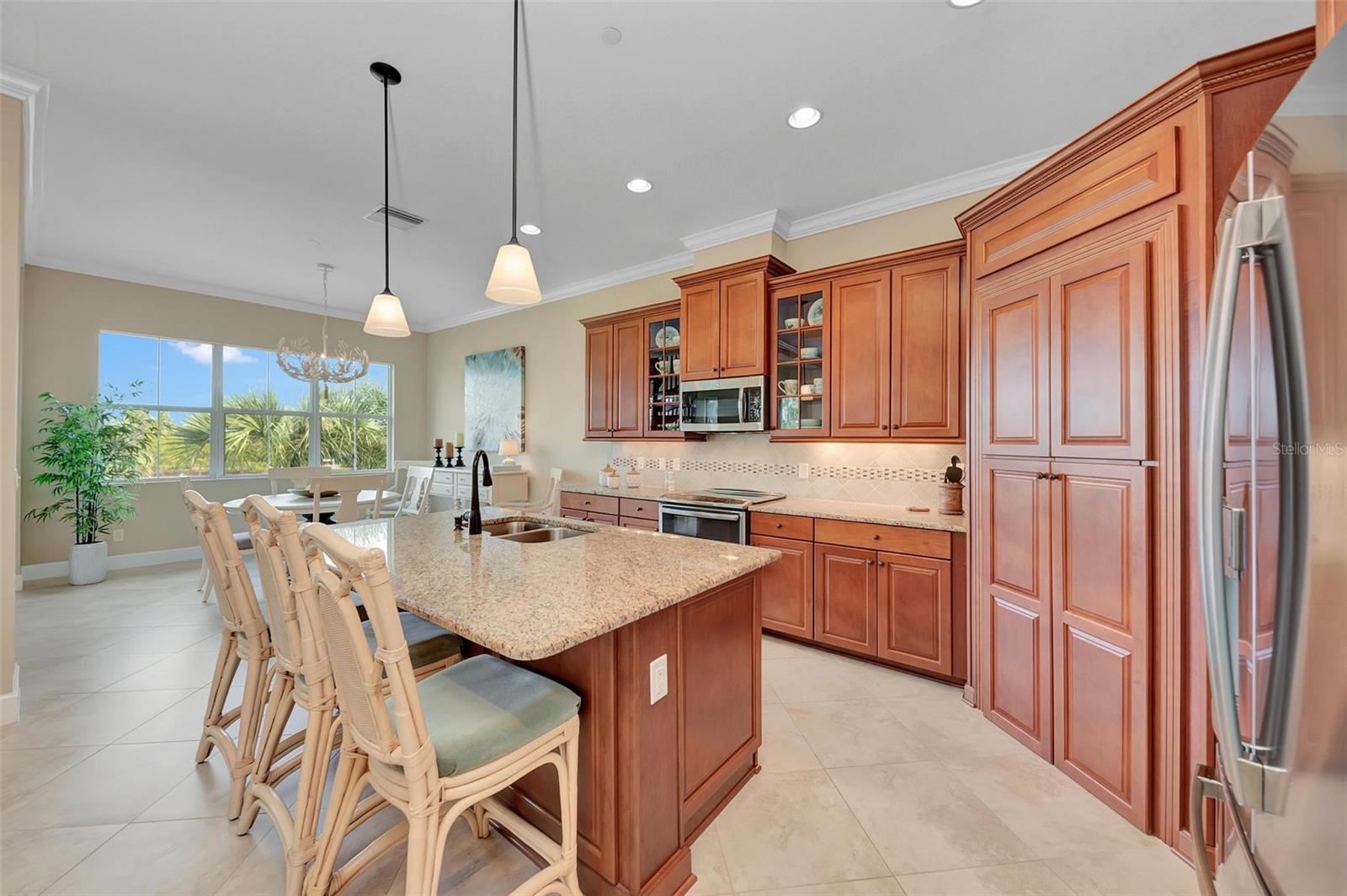 339 COMPASS POINT DR #201