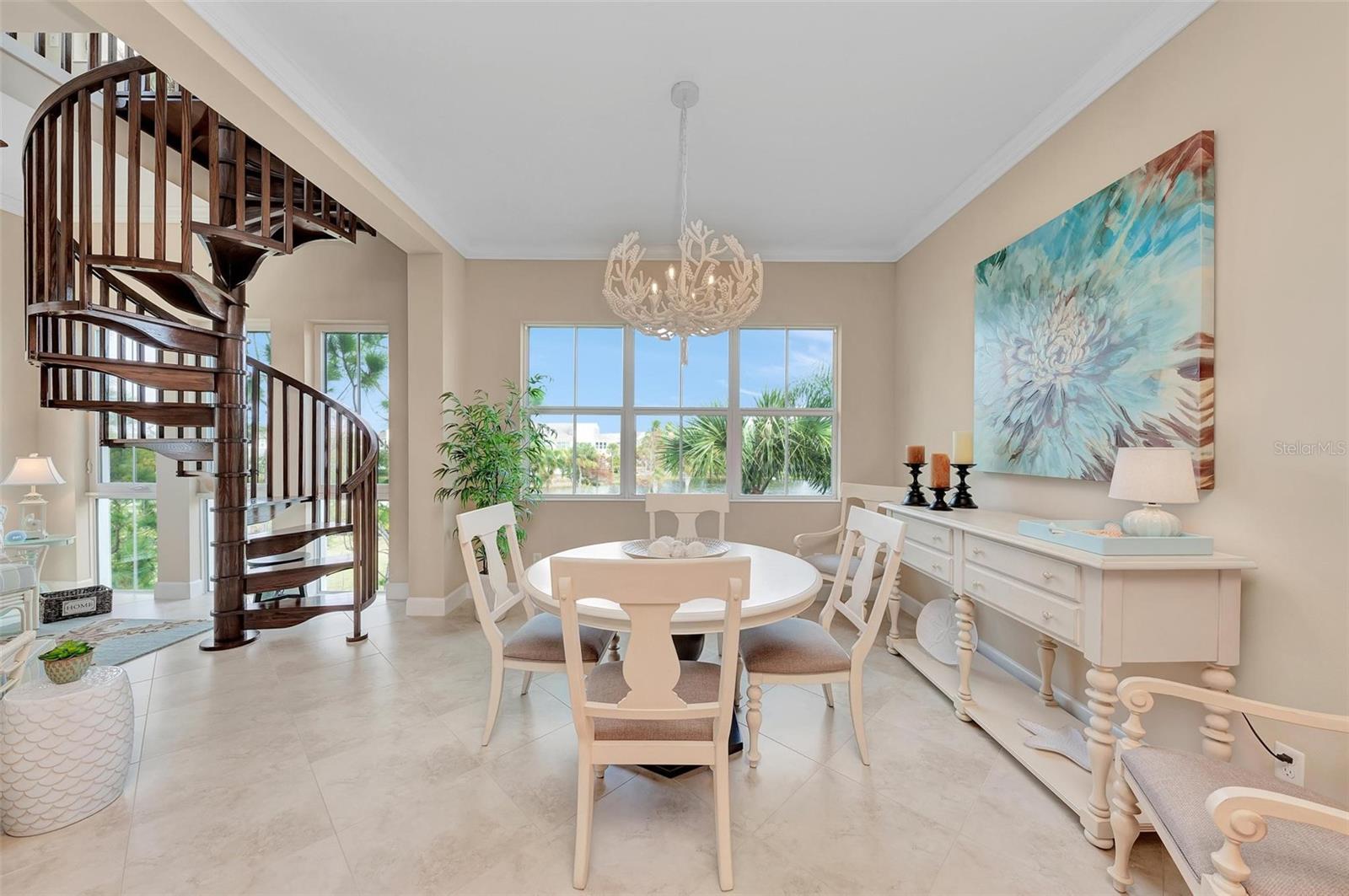 339 COMPASS POINT DR #201